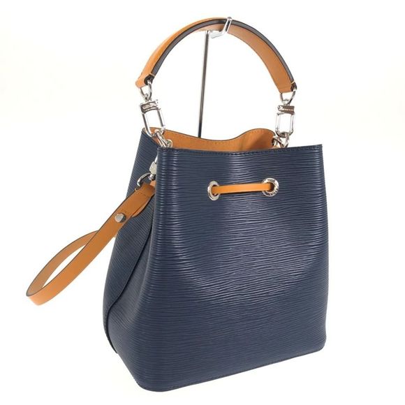 Louis Vuitton NeoNoe BB Shoulder Bag - Picture 3 of 16